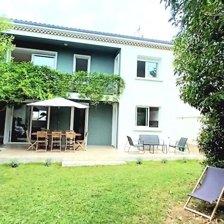 Loue Maison 10 Couchages A La Rochelle Avec Jardin, Proche Plage Luaran gambar